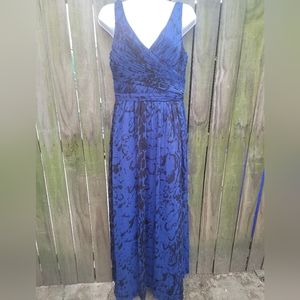 Heiley Adrienne Papell Navy and black evening gown